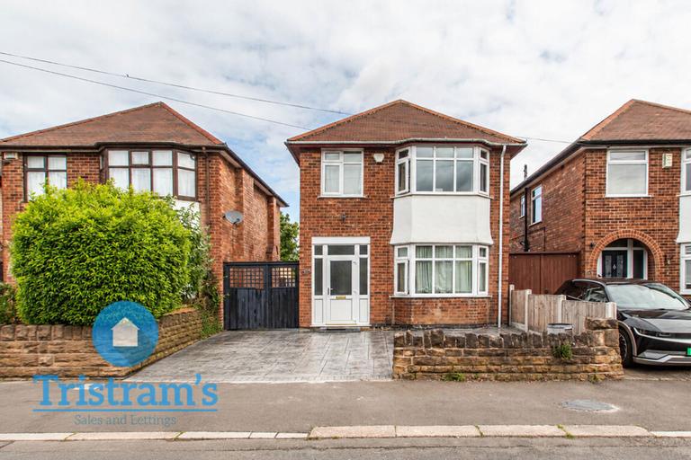 Runswick Drive, Wollaton, Nottingham, NG8 1JB
