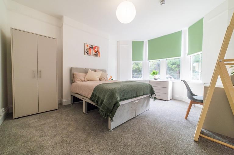 Allensbank Road, Heath, Cardiff, CF14 3PQ