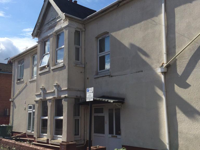 Wilton Avenue, The Polygon, Southampton, SO15 2HF