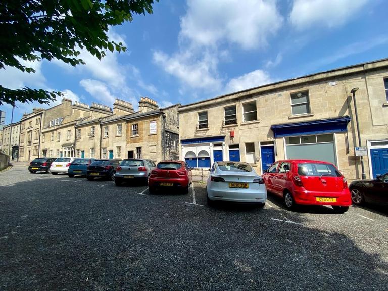 3 bedroom house for rent Wells Road, Bath, BA2 3AP UniHomes