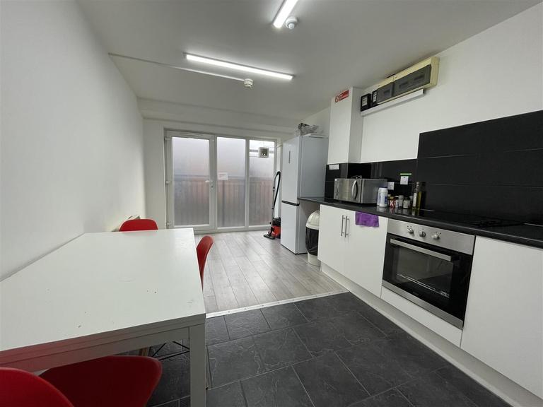 2 Powell Street, Netherthorpe, Sheffield, S3 7NX