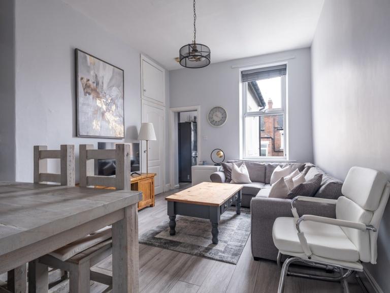 Simonside Terrace, Heaton, Newcastle, NE6 5DR