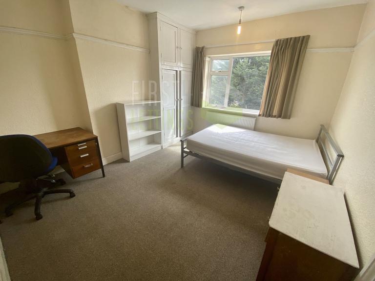 5 bedroom house for rent Gainsborough Road, Leicester, LE2 3DH UniHomes