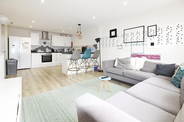 Corner House, Cathays, Cardiff, CF24 4NB