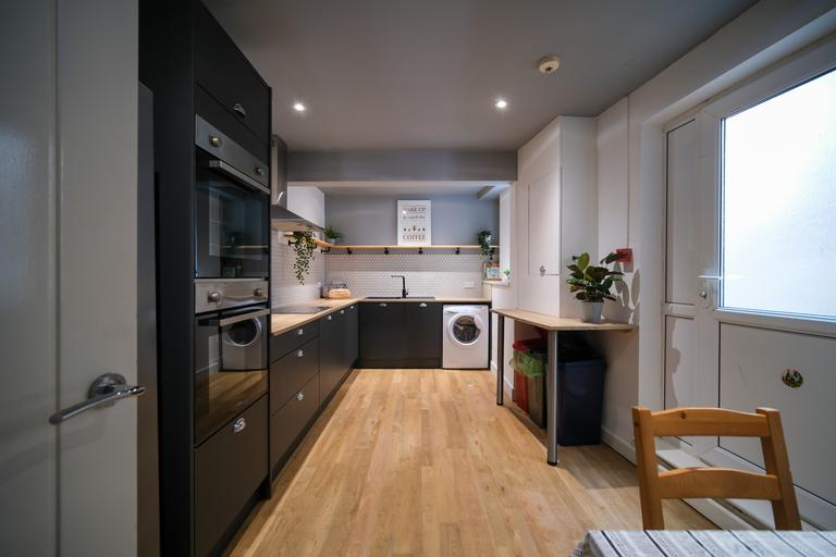 4 bedroom house for rent King Edwards Road, Swansea, SA1 4LU UniHomes