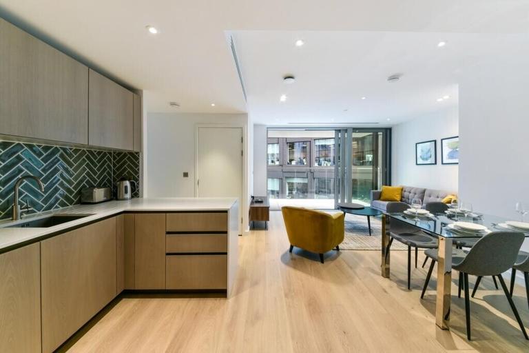 145 City Road, Shoreditch, London, EC1V 1AA