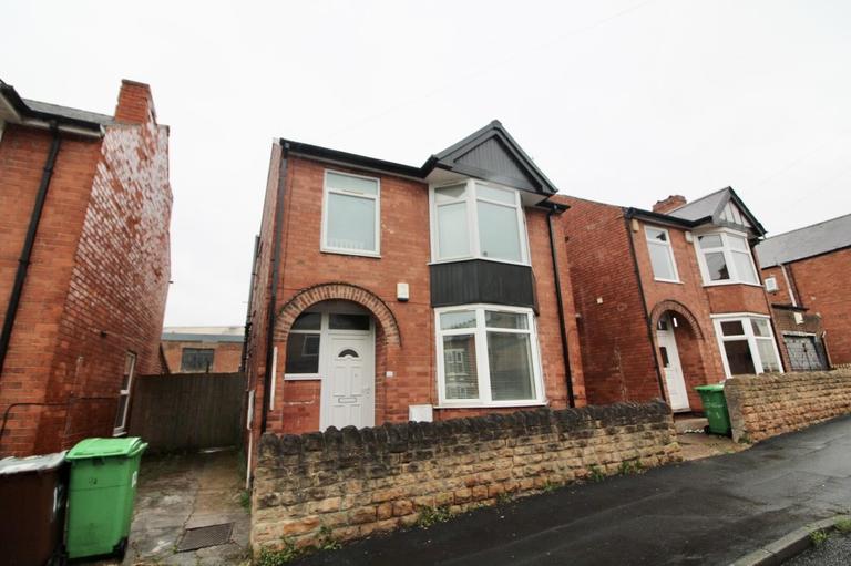 Johnson Road, Lenton, Nottingham, NG7 2BX
