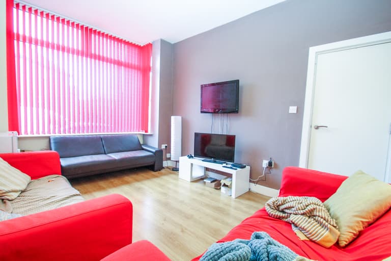 Burley, Burley, Leeds, LS4 2LU Burley, Burley, Leeds, LS4 2LU