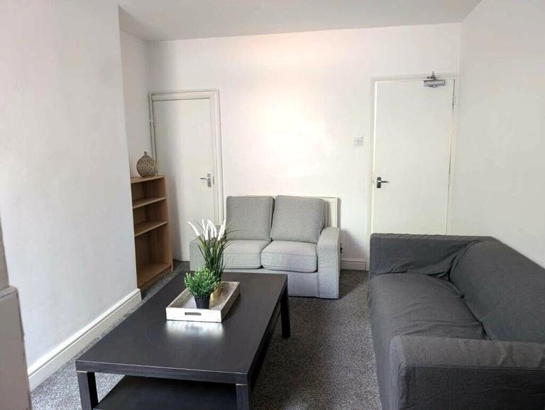 Cromwell Street, Arboretum, Nottingham, NG7 4GL
