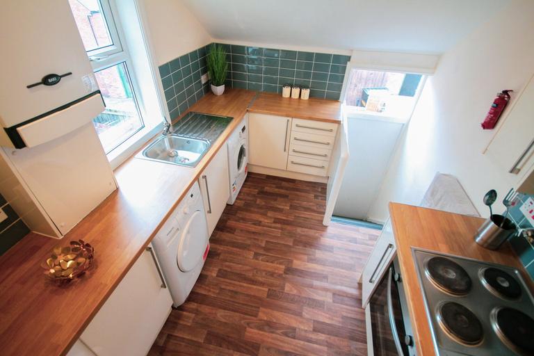 5 bedroom apartment for rent Amble Grove, Newcastle, NE2 1NY UniHomes