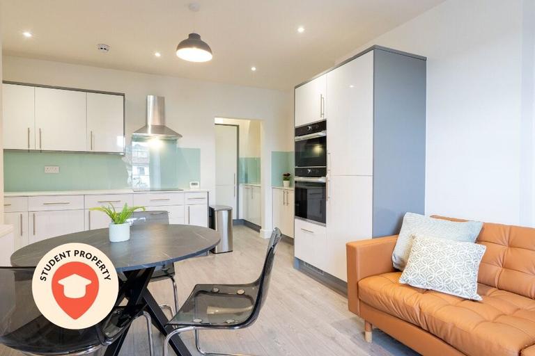 Clifton Park Road, Clifton, Bristol, BS8 3HL