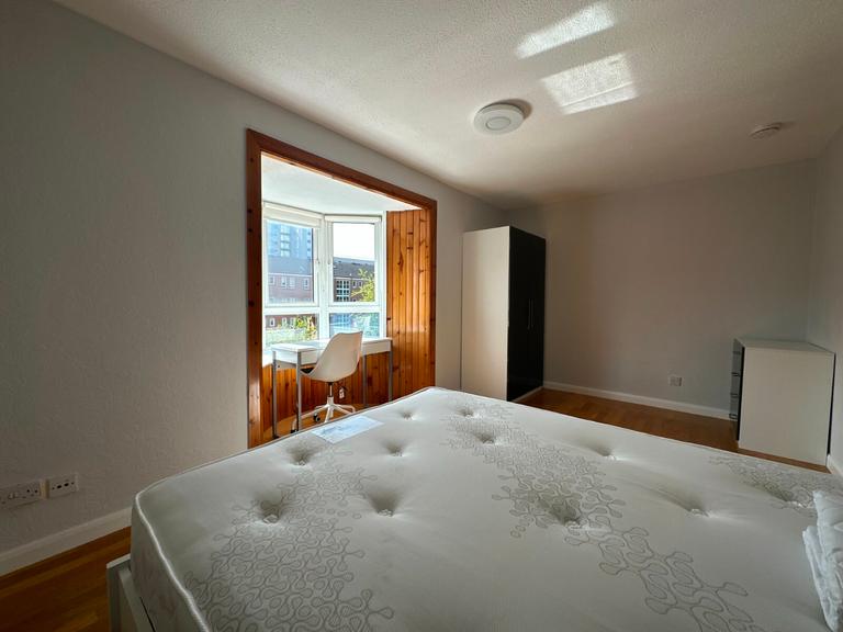 Dorset Street, Flat 2/1, City Centre, Glasgow, G3 7AG