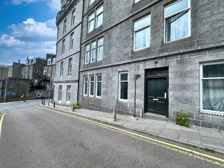 Castlehill, Flat A, City Centre, Aberdeen, AB11 5FD