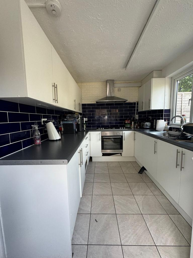 Oxfordshire, East Oxford, Oxford, OX4 2AQ