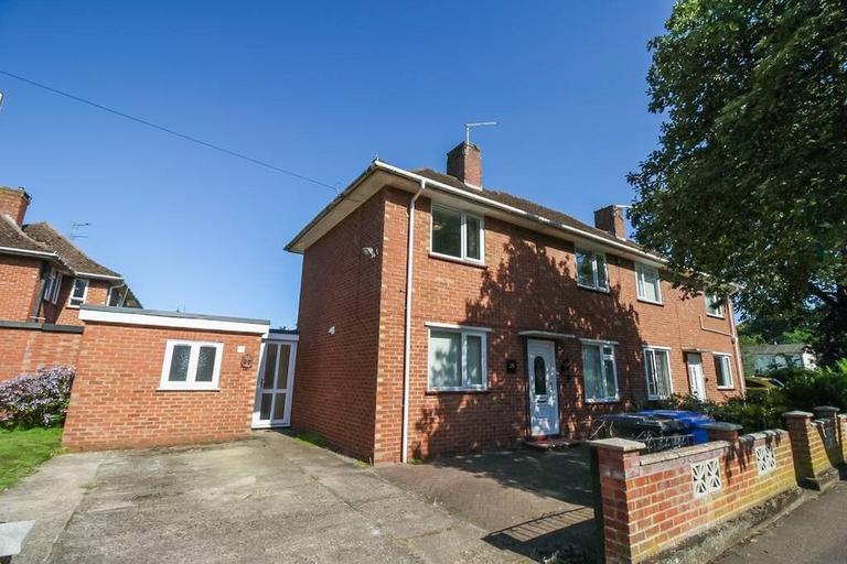 6 bedroom house for rent Scarnell Road Norfolk, Norwich, NR5 8HT UniHomes