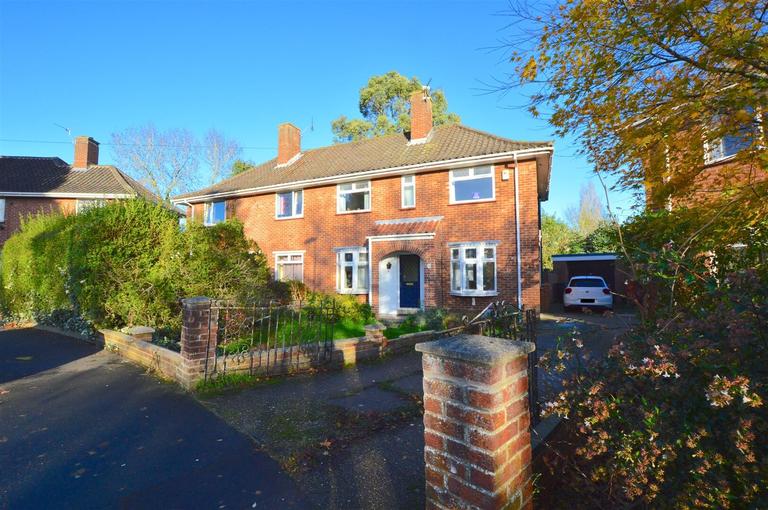 Buckingham Road, Eaton, Norwich, NR4 7DE