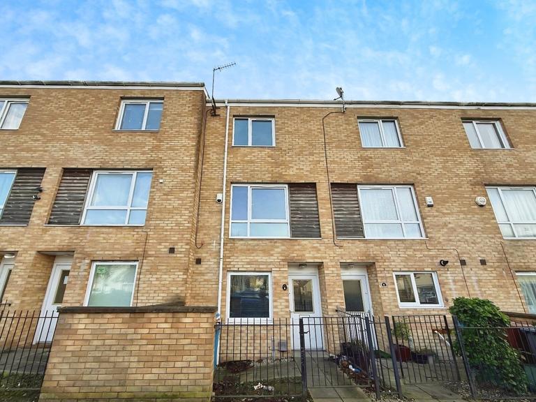 Aspull Walk, Ardwick, Manchester, M13 9ER