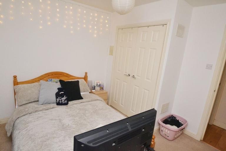 3 bedroom apartment for rent Brunswick Road, Flat 8, Manchester, M20