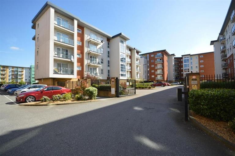 Clarkson Court, Hatfield, Hertfordshire, AL10 9GX