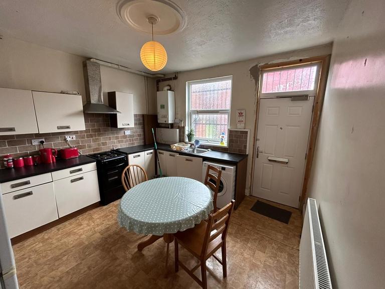 3 bedroom house for rent Welton Grove, Leeds, LS6 1ES UniHomes