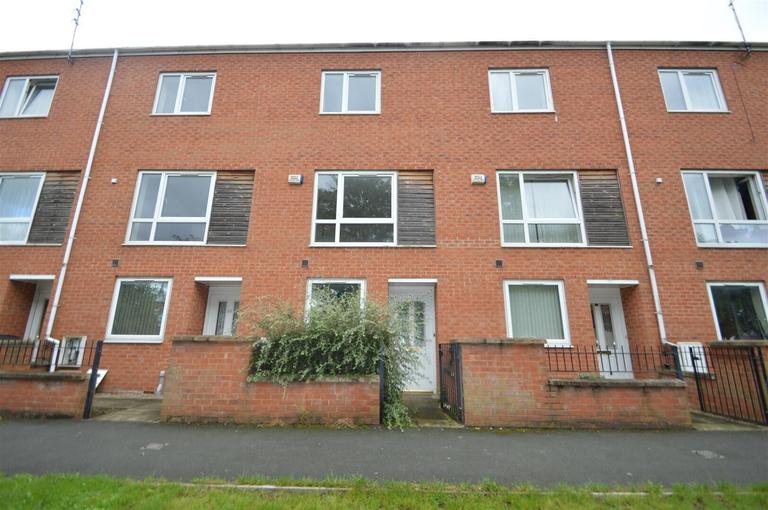 Lauderdale Crescent, Ardwick, Manchester, M13 9DP