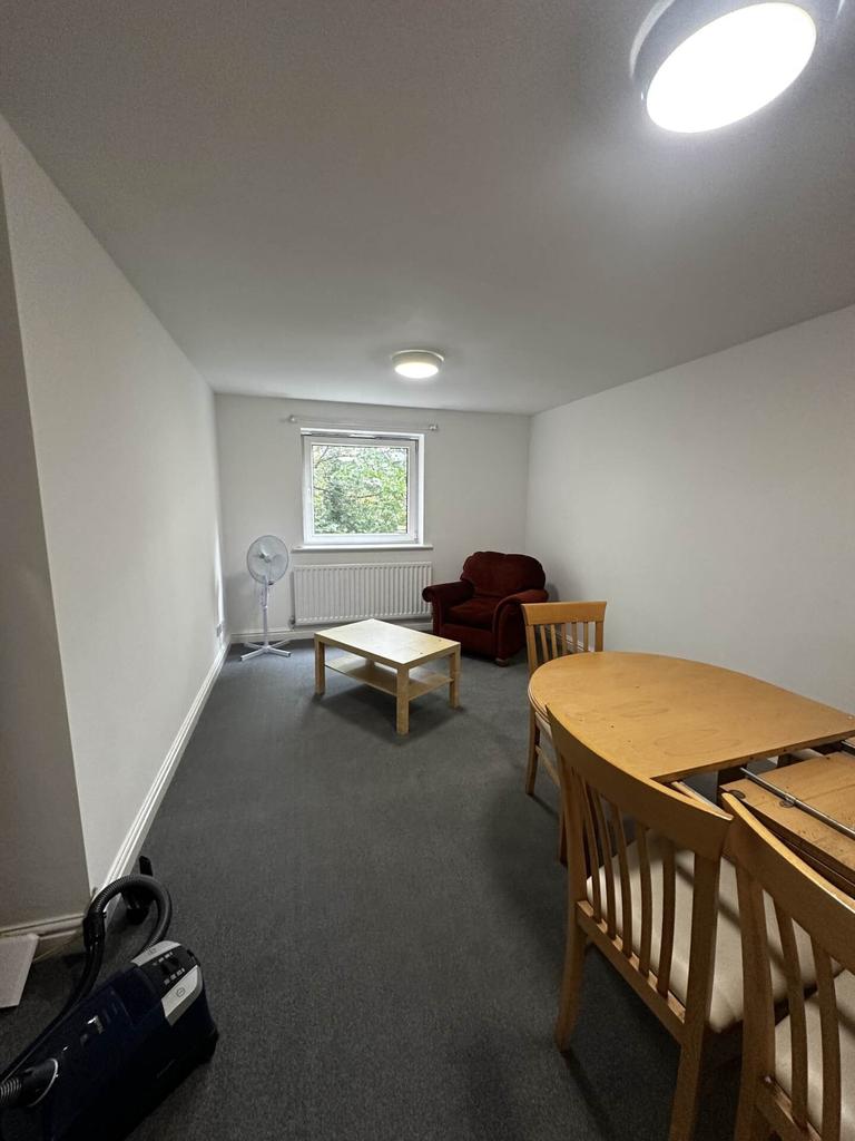 Whiteoak Road, Fallowfield, Manchester, M14 6WT