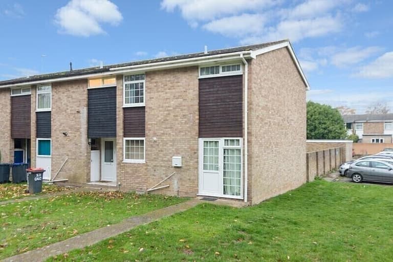 Ulcombe Gardens, Hales Place, Canterbury, CT2 7QY