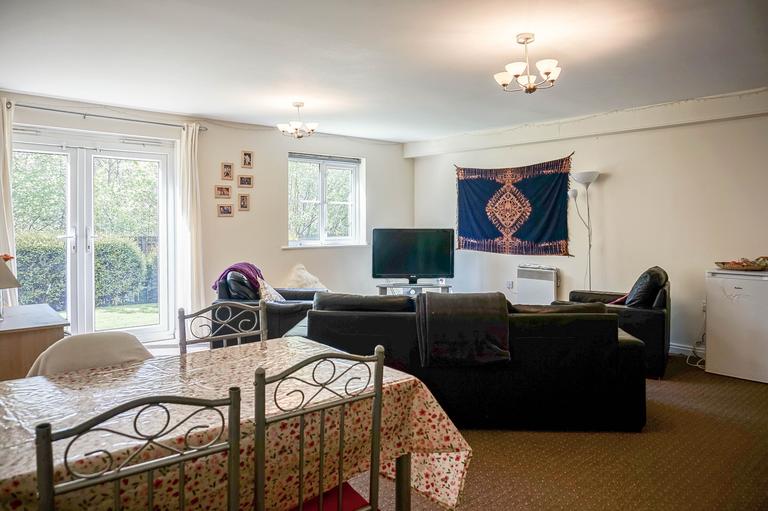 4 bedroom apartment for rent Abbots Mews, Leeds, LS4 2AB UniHomes