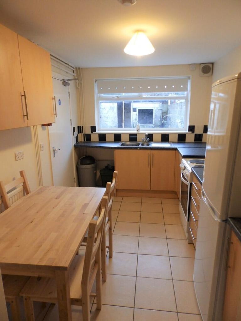 4 bedroom house for rent Bathurst Street, Swansea, SA1 3RY UniHomes