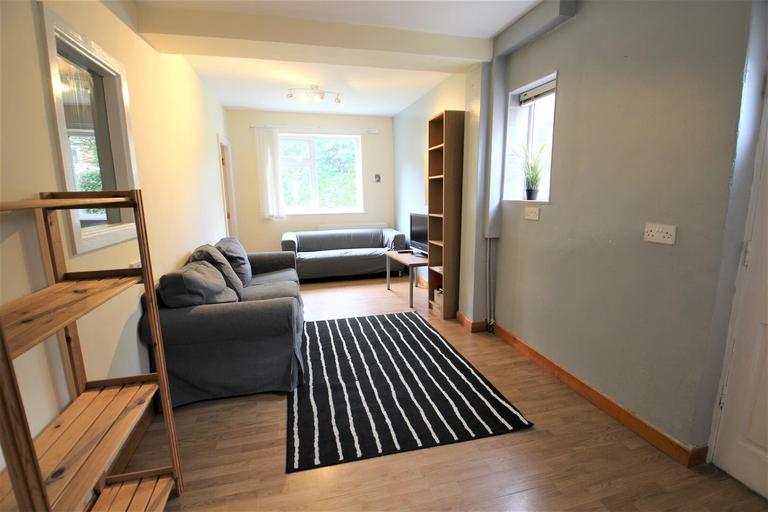 Becketts Park Crescent, Headingley, Leeds, LS6 3PH