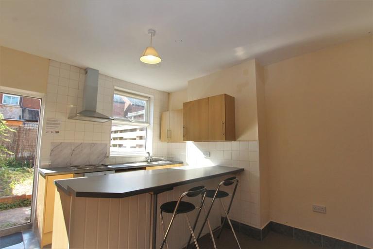 39 Birkin Avenue, Radford, Nottingham, NG7 5AE