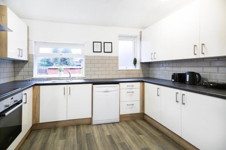 Mauldeth Road, Fallowfield, Manchester, M20 4NF