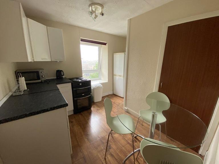 Tl/G Rosefield Street, West End, Dundee, DD1 5PW