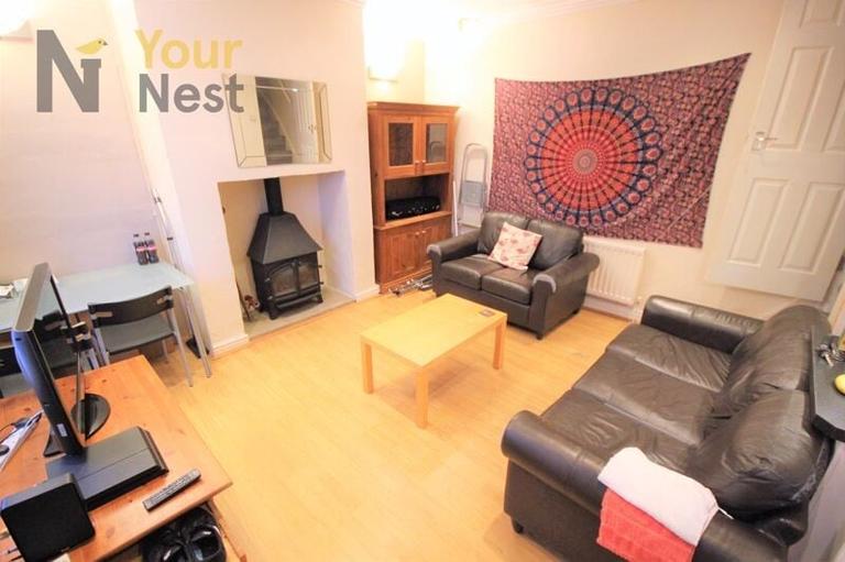 Granby Place, Headingley, Leeds, LS6 3BD