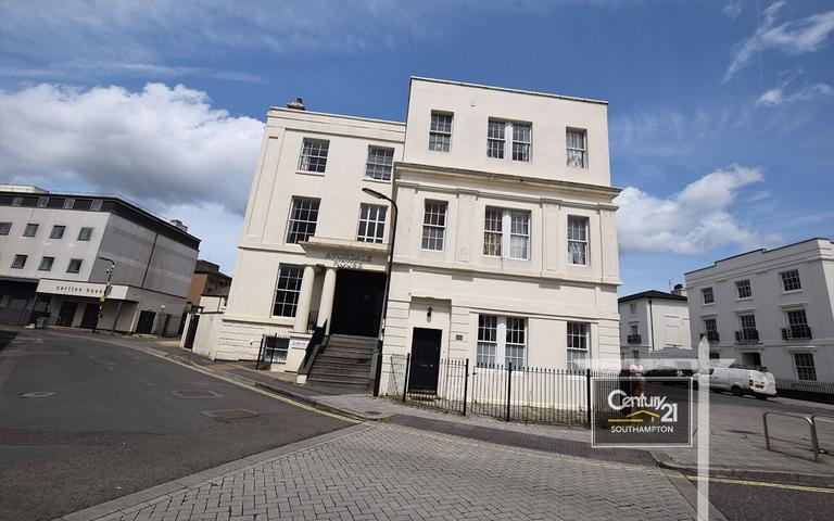 Carlton Crescent, City Centre, Southampton, SO15 2EW
