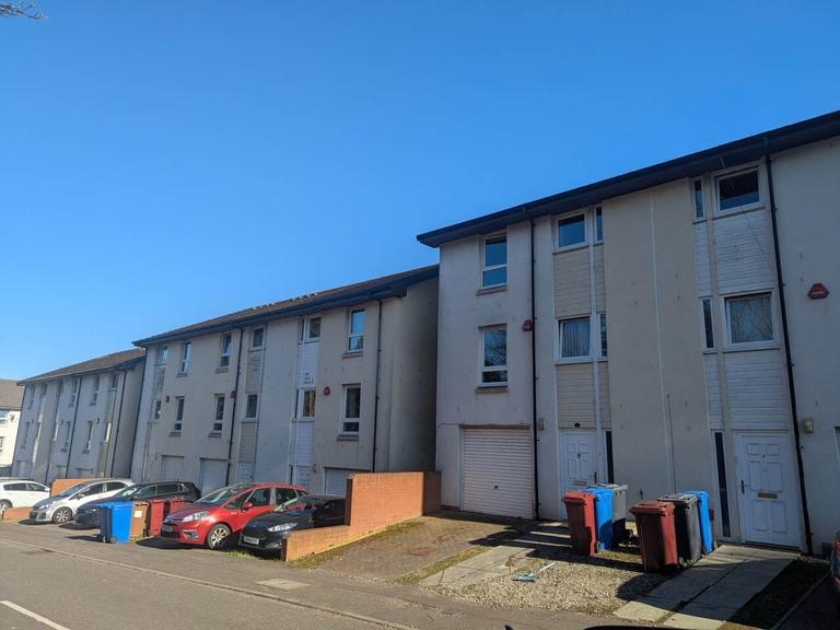 Friary Gardens, West End, Dundee, DD2 2PA