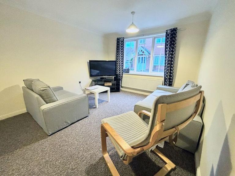 Mavish Close Norfolk, Three Score, Norwich, NR5 9PJ