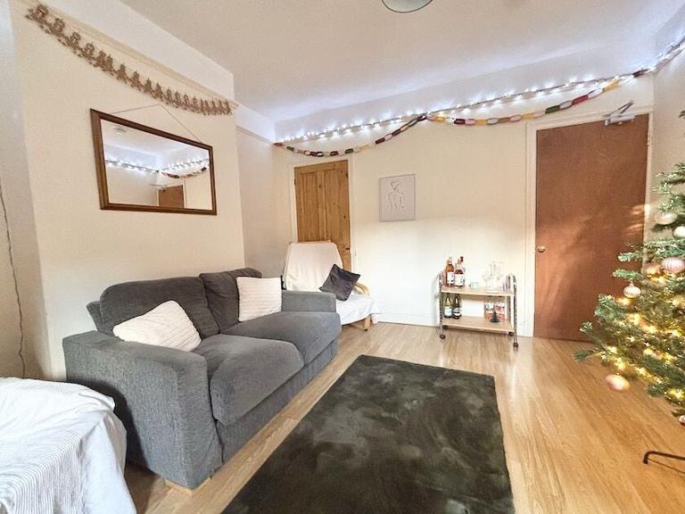 Avenue Road Norfolk, Golden Triangle, Norwich, NR2 3HL