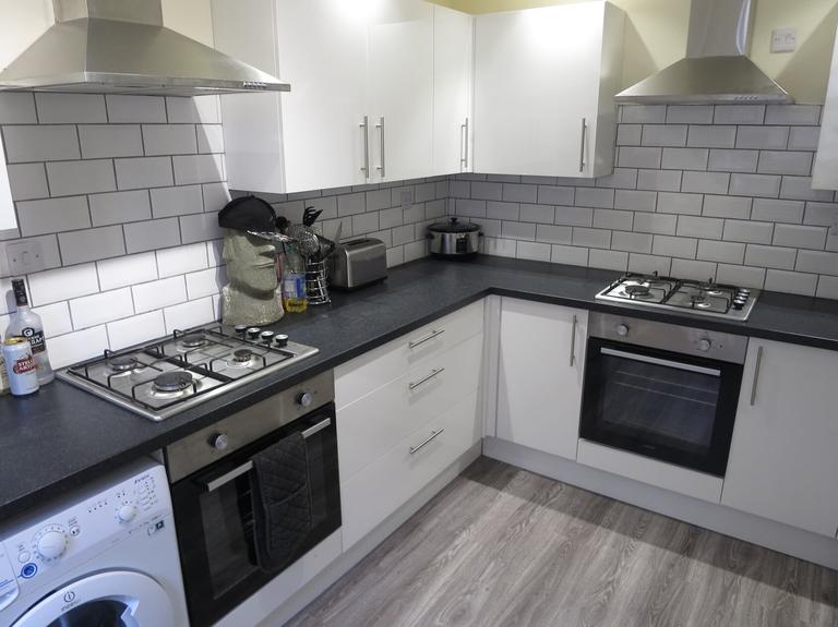 Stratford Road (9Bed), West Bridgford, Nottingham, NG2 6AZ