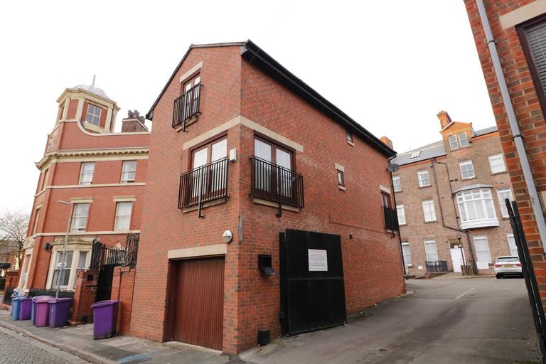 Upper Hampton Street, Toxteth, Liverpool, L8 1TL