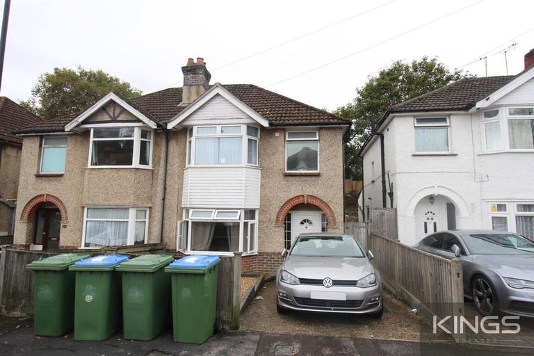 Chamberlain Road, Highfield, Southampton, SO17 1PQ