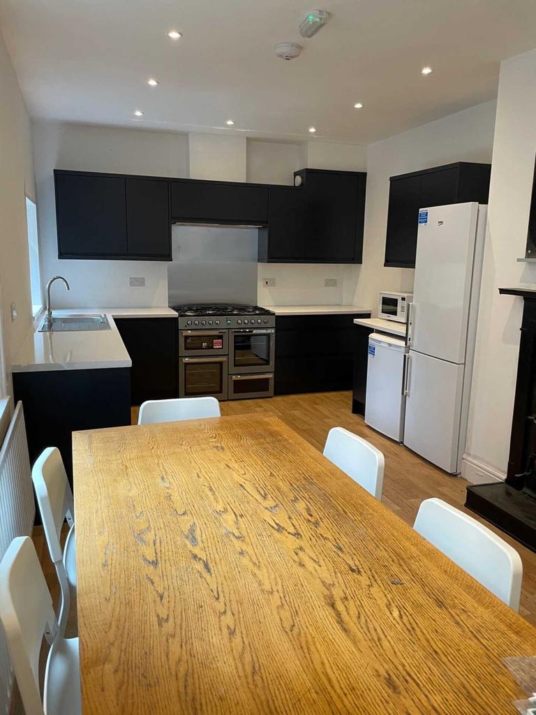 Wilmslow Road, Withington, Manchester, M20 4BT