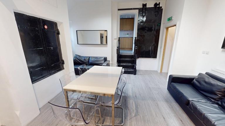 1 Barker Gate, Hockley, Nottingham, NG1 1JS