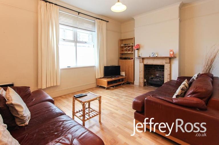 5 bedroom house for rent Treherbert Street, Cardiff, CF24 4JN UniHomes