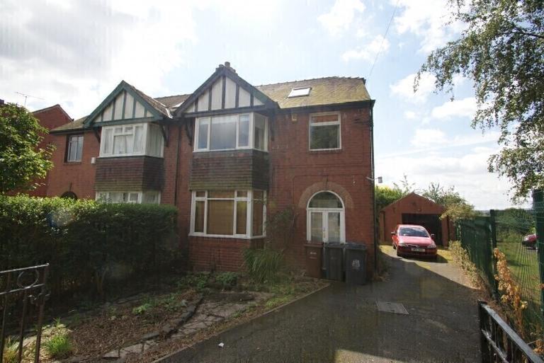 6 bedroom house for rent St. Annes Road, Leeds, LS6 3NZ UniHomes
