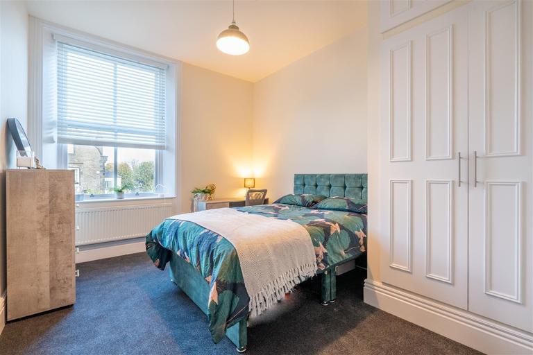 Lawson Road, Broomhill, Sheffield, S10 5BU