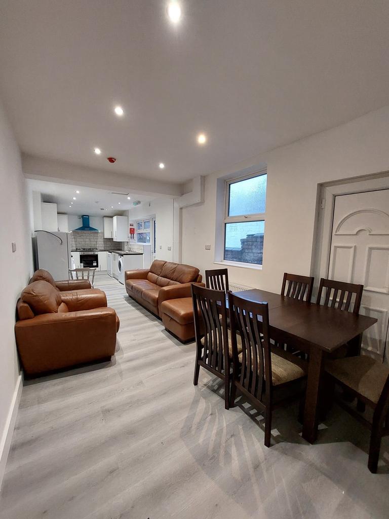 Cawdor Road, Fallowfield, Manchester, M14 6LS