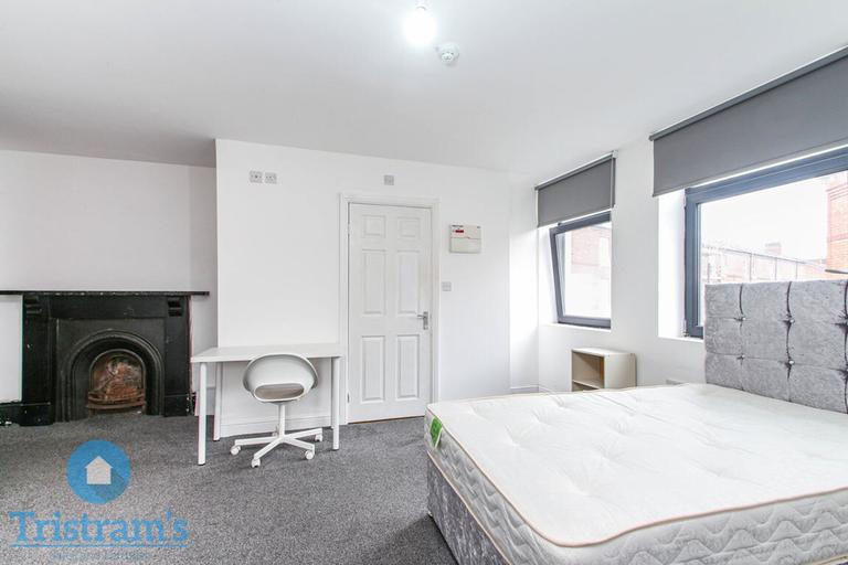 Birkin Avenue, Radford, Nottingham, NG7 5AR