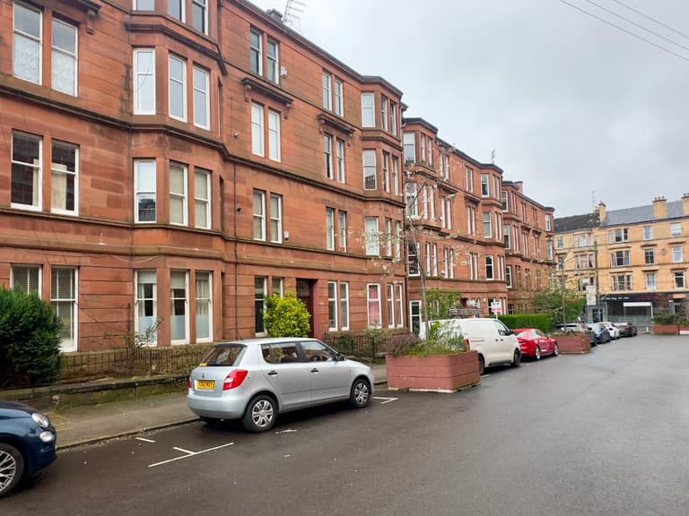 West Princes Street, Flat 2/1, West End, Glasgow, G4 9EZ West Princes Street, Flat 2/1, West End, Glasgow, G4 9EZ