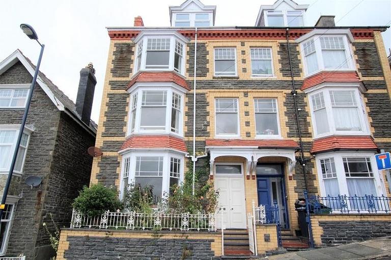 Queens Avenue, North Parade, Aberystwyth, SY23 2EG